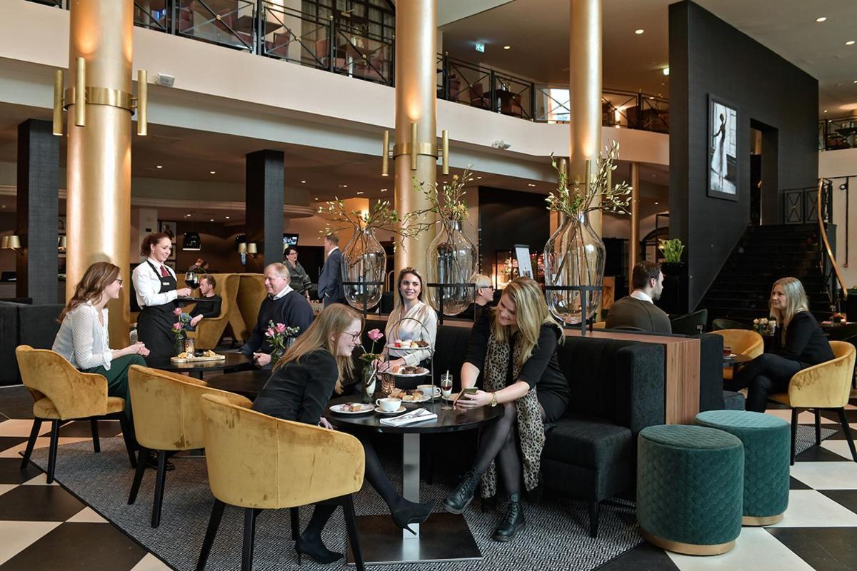 Van Der Valk Theaterhotel אלמלו מראה חיצוני תמונה