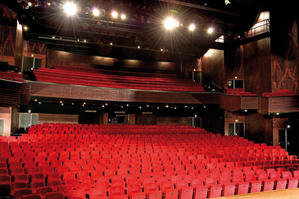 Van Der Valk Theaterhotel אלמלו מראה חיצוני תמונה